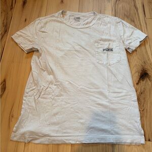 PINK women’s white tee